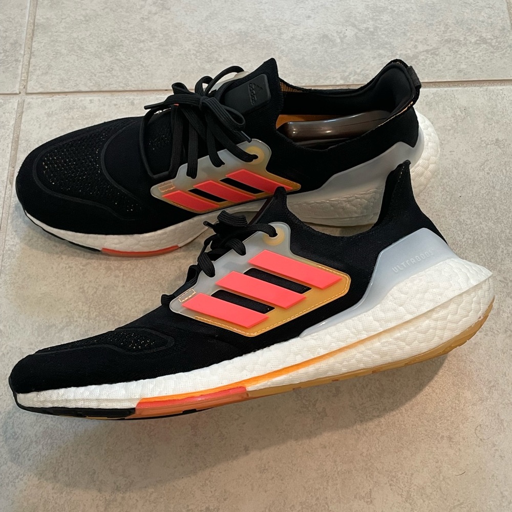 Adidas - Picture 4 of 5